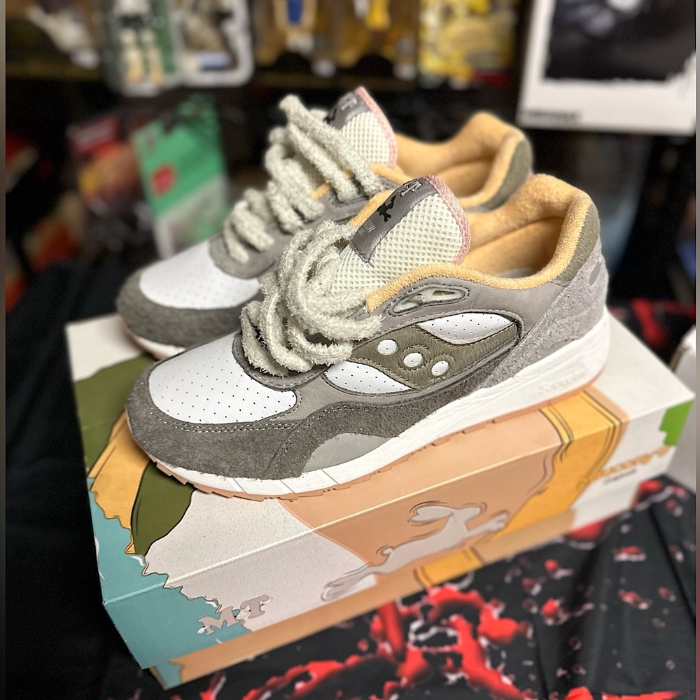 MAYBE TOMORROW X SAUCONY SHADOW 6000 "HARE" Men’s size 10.5 - New w/box